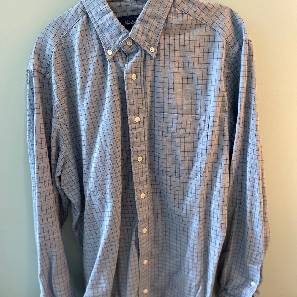 Super Soft, Custom Button Down, Size M - image 1